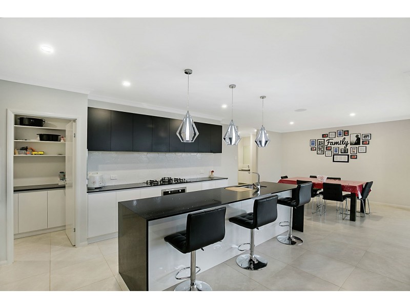 8 Wild Street, Westbrook QLD 4350