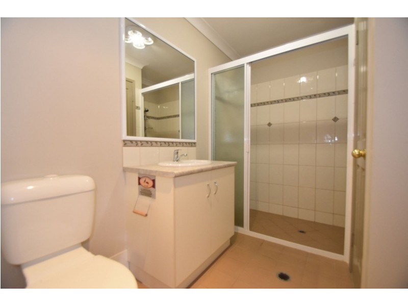9 Hirst Street, Greenmount QLD 4359