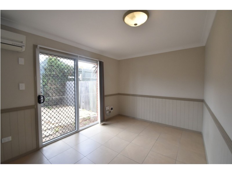 9 Hirst Street, Greenmount QLD 4359