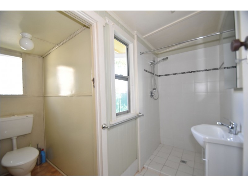 104 Water Street, South Toowoomba QLD 4350