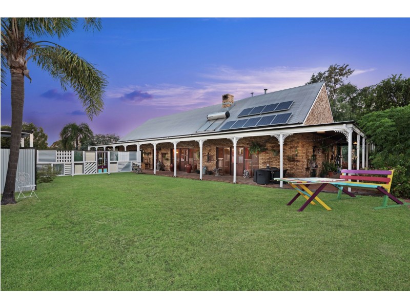 20 Barker Street, Goombungee QLD 4354