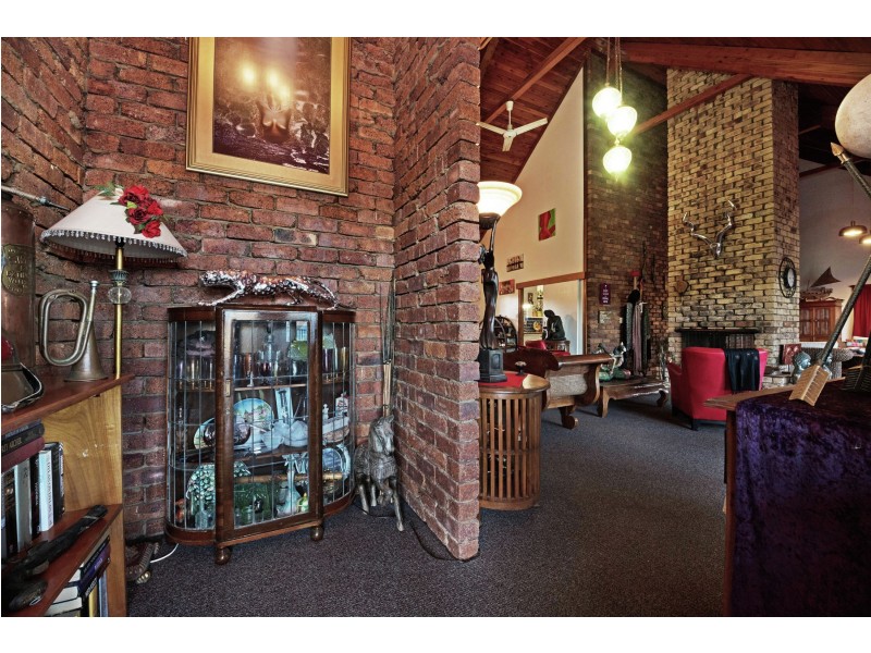 20 Barker Street, Goombungee QLD 4354