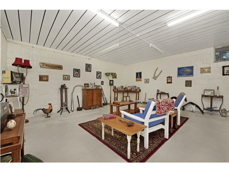 20 Barker Street, Goombungee QLD 4354