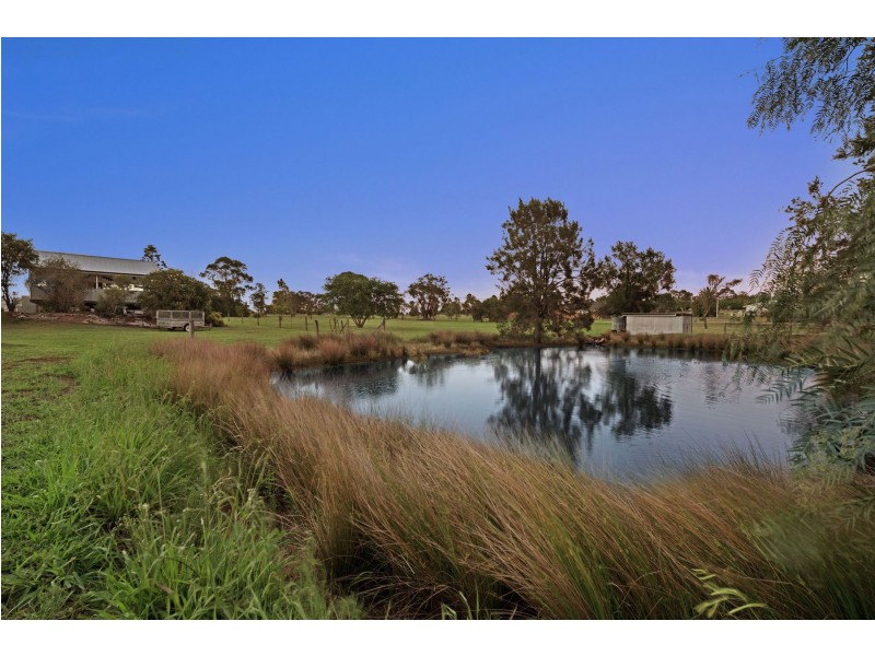 20 Barker Street, Goombungee QLD 4354