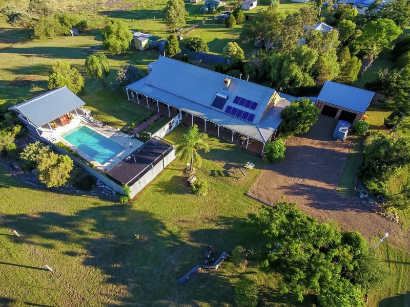 20 Barker Street, Goombungee QLD 4354