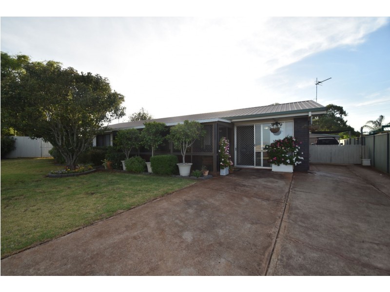 58 Jennifer Crescent, Darling Heights QLD 4350
