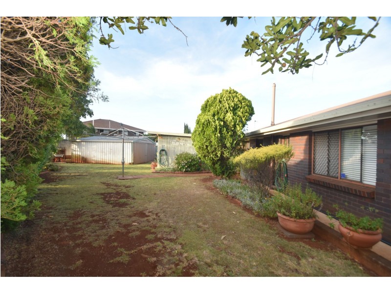 58 Jennifer Crescent, Darling Heights QLD 4350