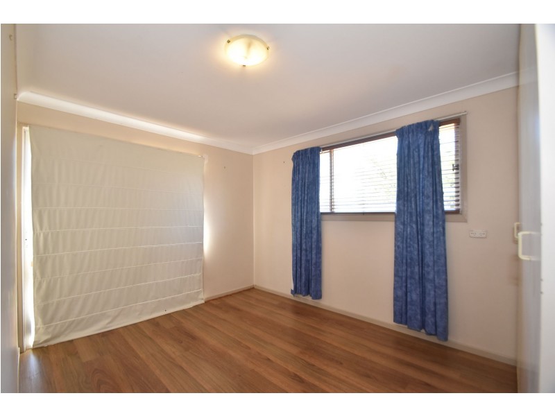 12 Knockator Crescent, Centenary Heights QLD 4350