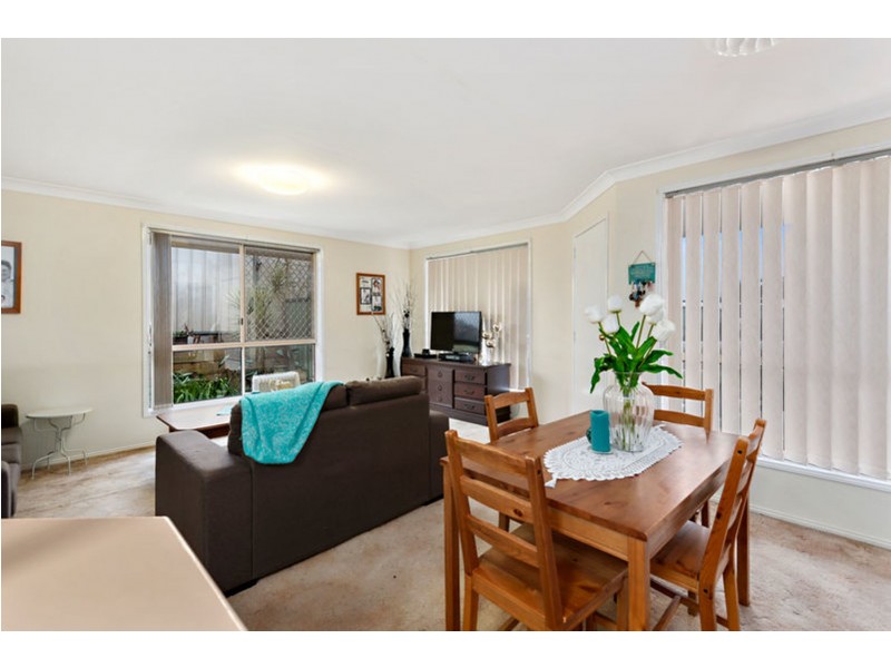 2/4 Araluen Court, Kearneys Spring QLD 4350