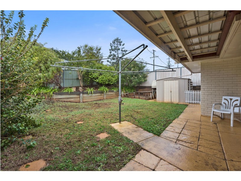 2/4 Araluen Court, Kearneys Spring QLD 4350