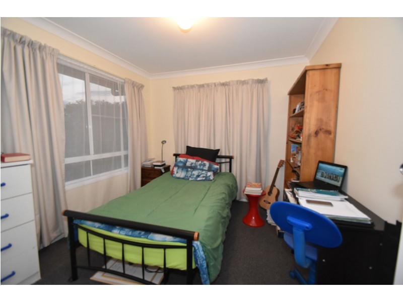 66 Barlow Street, Wilsonton QLD 4350