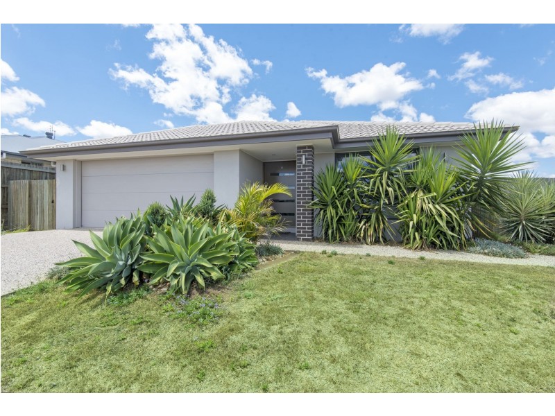 42 Wandoo Crescent, Westbrook QLD 4350