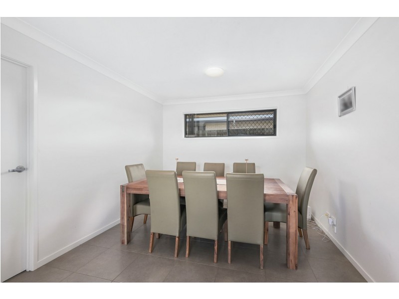 42 Wandoo Crescent, Westbrook QLD 4350