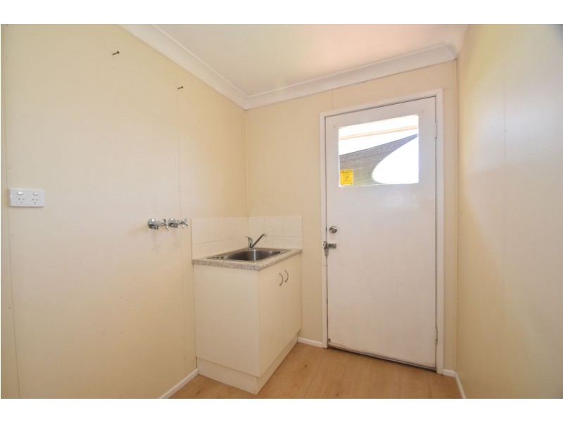 23 Arabian Street, Harristown QLD 4350