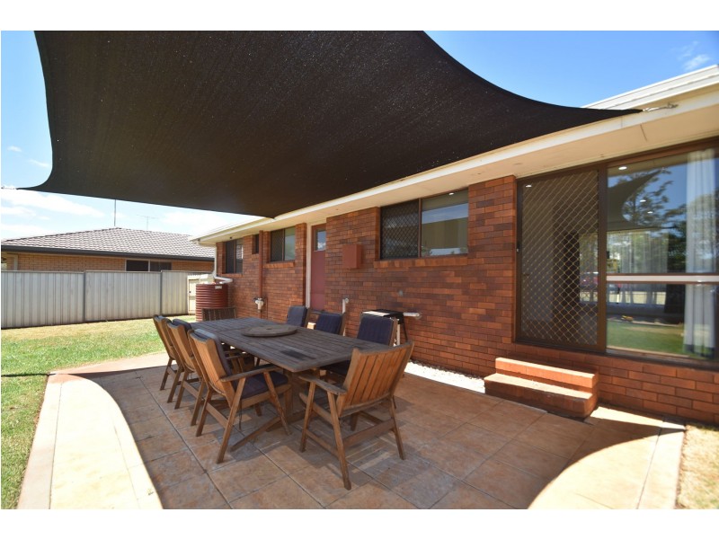 23 Arabian Street, Harristown QLD 4350
