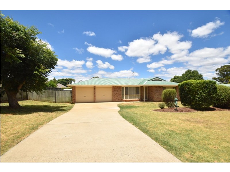 16 Blyth Street, Rangeville QLD 4350