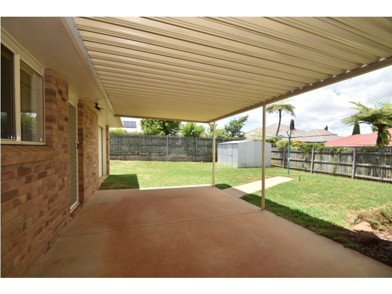 16 Blyth Street, Rangeville QLD 4350