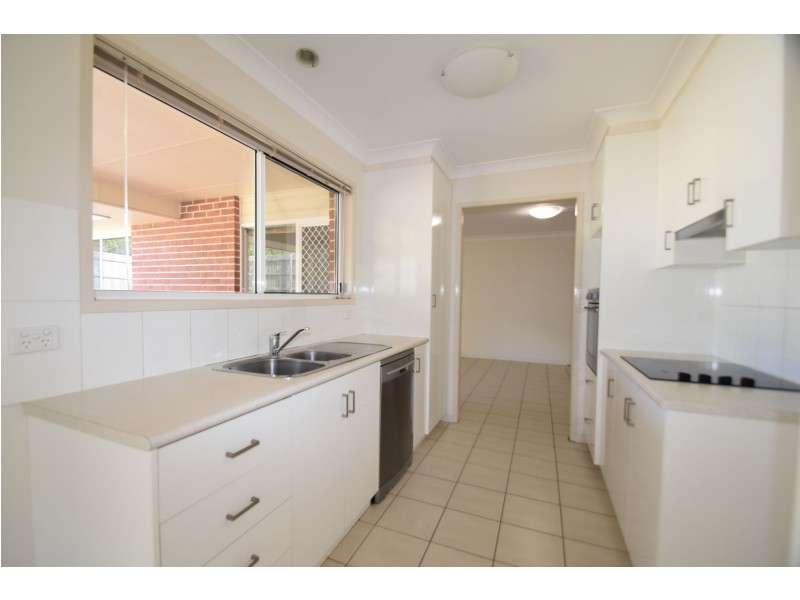 24 Croydon Street, Harristown QLD 4350