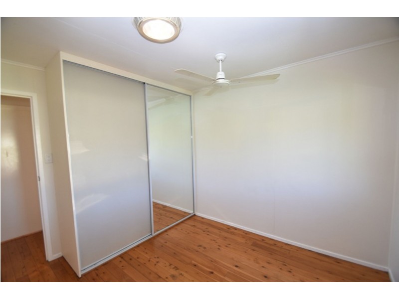 2 Sixth Avenue, Harristown QLD 4350