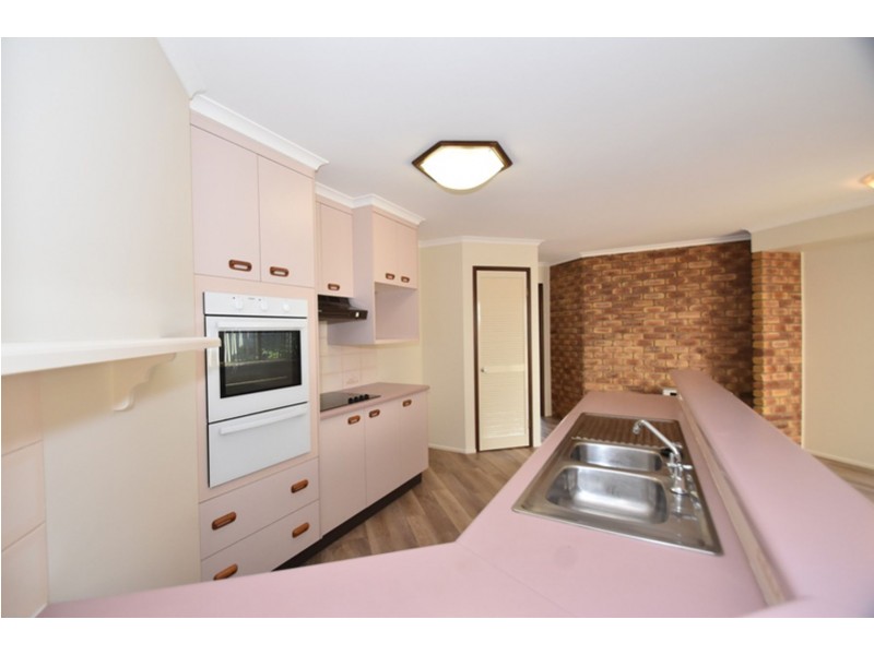 9 Dalzell Crescent, Darling Heights QLD 4350