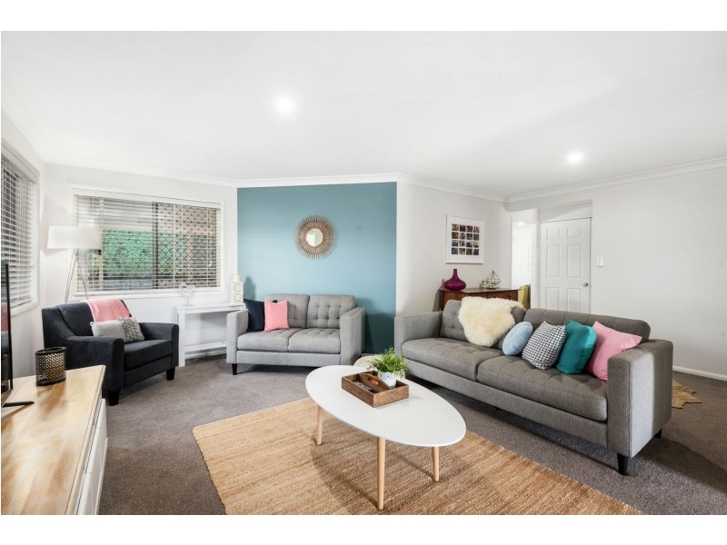 6 Mengel Court, Middle Ridge QLD 4350