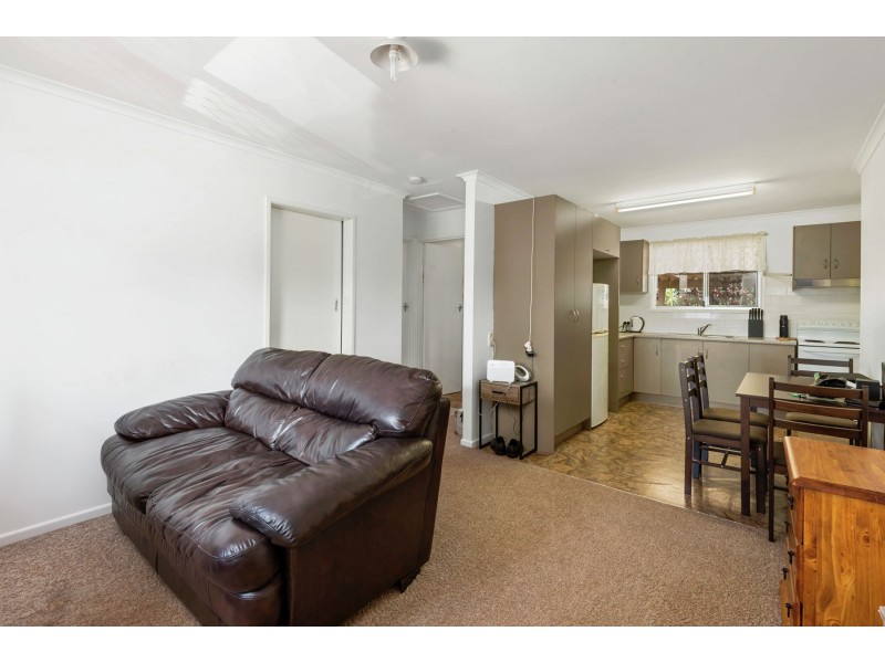 1/9 Lovejoy Court, Kearneys Spring QLD 4350