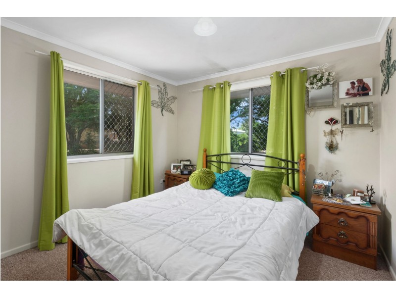 2/9 Lovejoy Court, Kearneys Spring QLD 4350