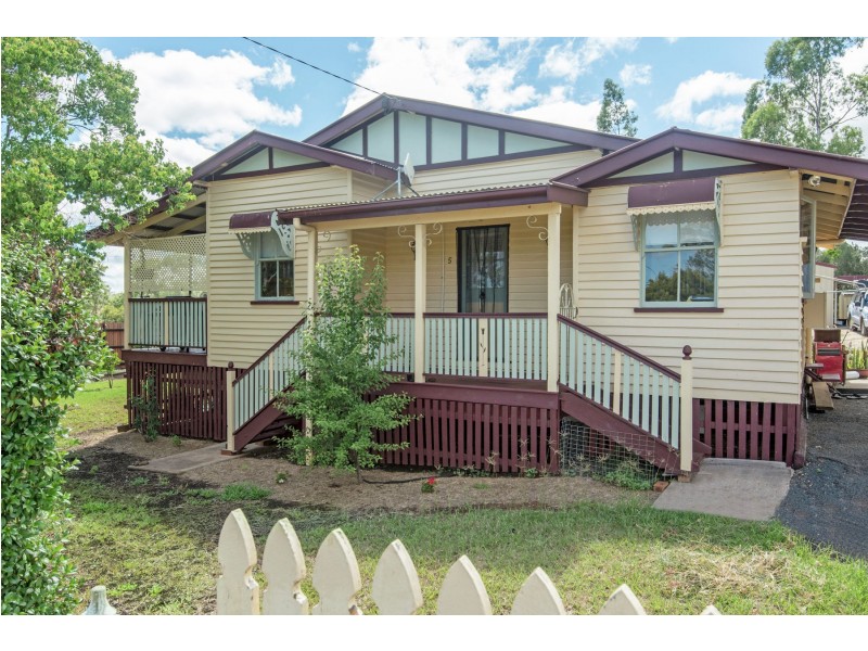 5 Gilbride Street, Greenmount QLD 4359