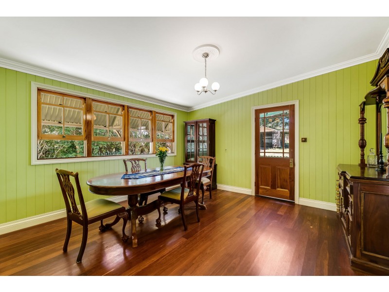 60 Hogg Street, Rockville QLD 4350