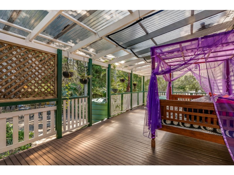 60 Hogg Street, Rockville QLD 4350