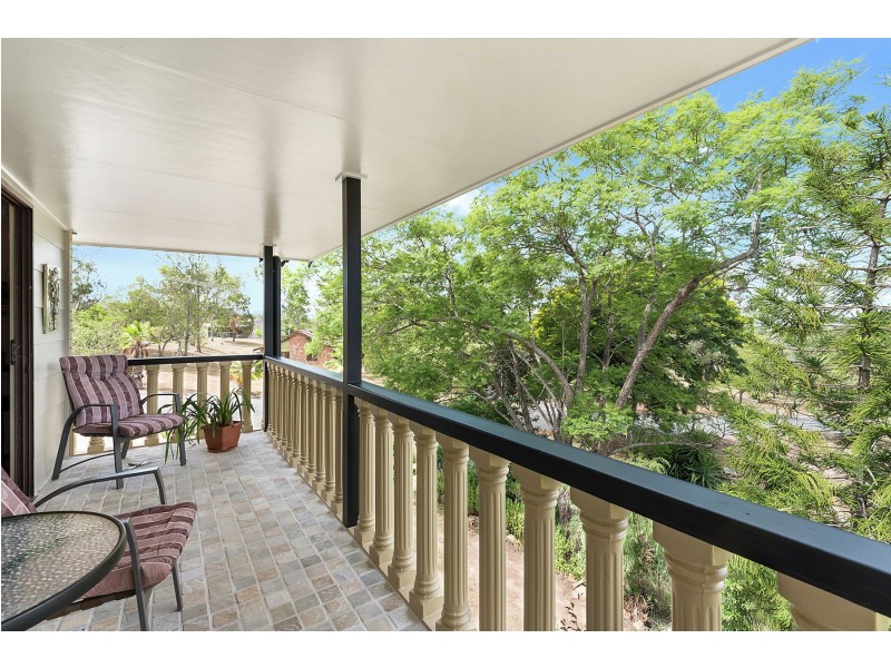 3 Debra Street, Withcott QLD 4352