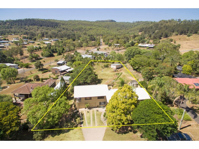 3 Debra Street, Withcott QLD 4352