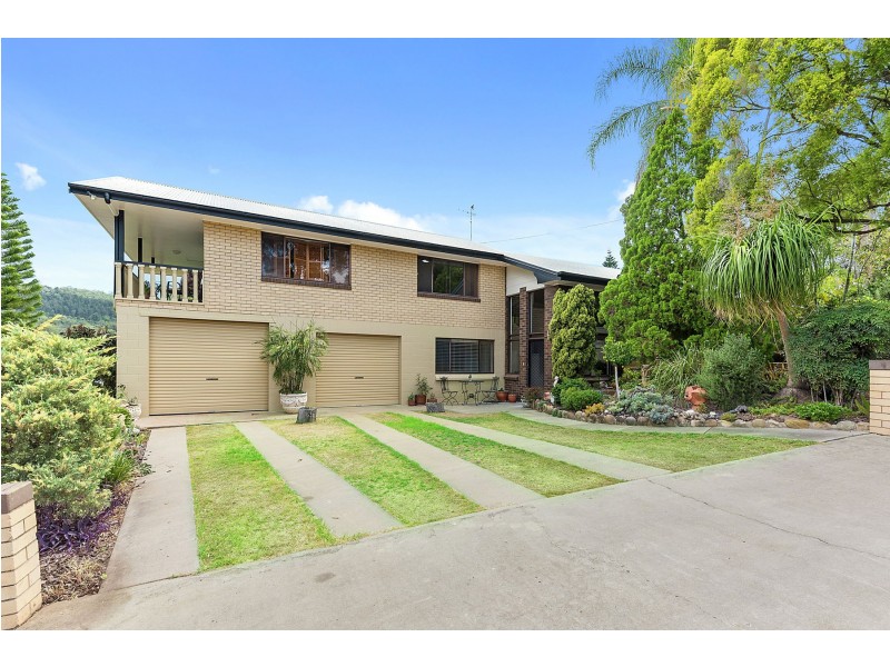 3 Debra Street, Withcott QLD 4352