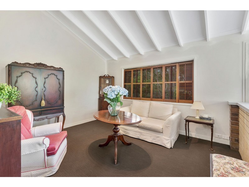3 Debra Street, Withcott QLD 4352