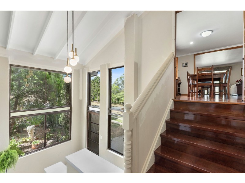 3 Debra Street, Withcott QLD 4352