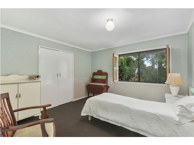 3 Debra Street, Withcott QLD 4352