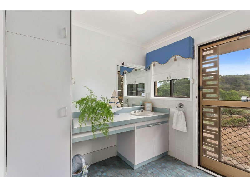 3 Debra Street, Withcott QLD 4352