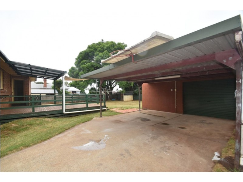 254 North Street, Rockville QLD 4350