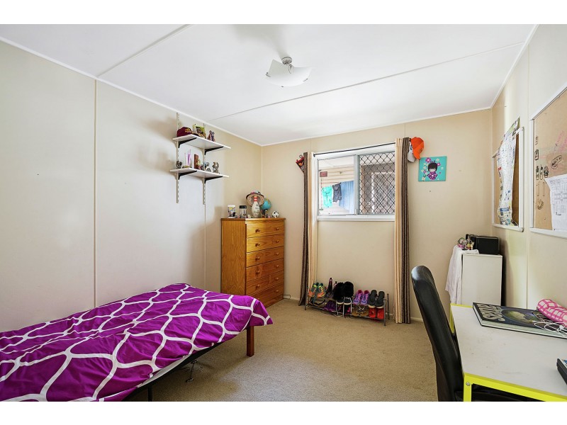 2 Gladstone Street, Newtown QLD 4350