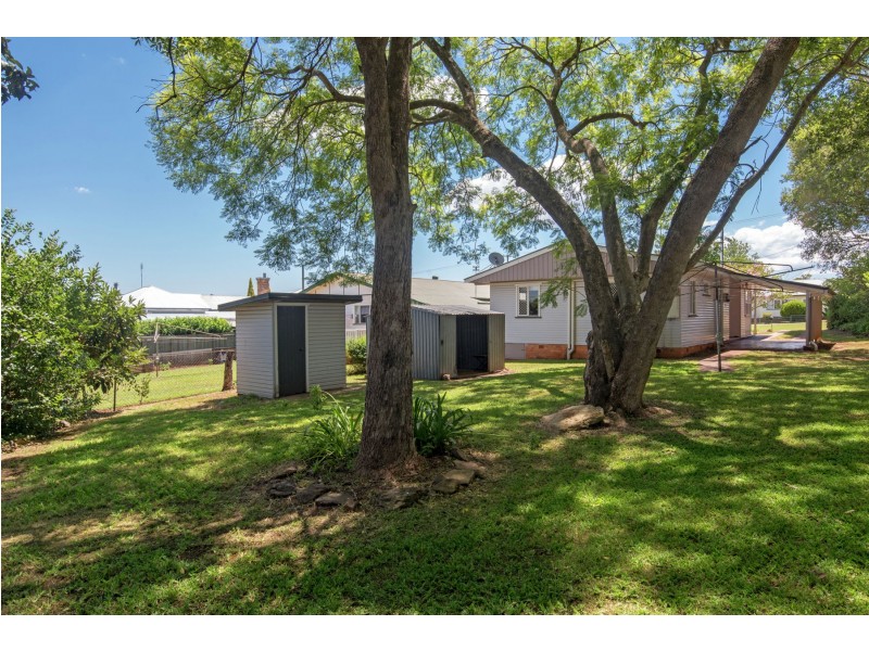 50 Perth Street, Rangeville QLD 4350