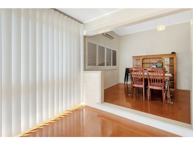 19 Weetwood Street, Newtown QLD 4350