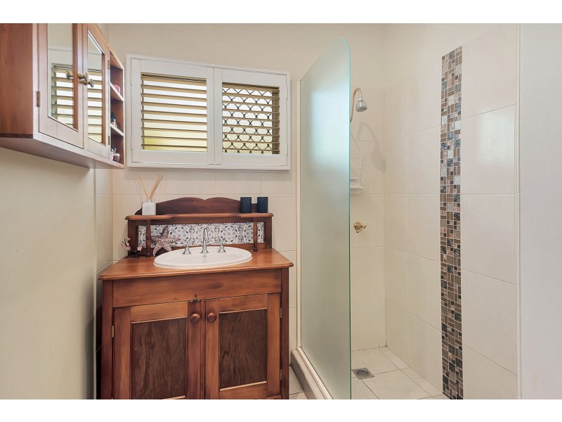 19 Weetwood Street, Newtown QLD 4350