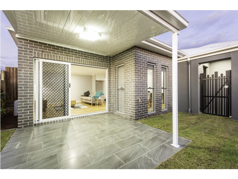 13 Grace View Street, Darling Heights QLD 4350