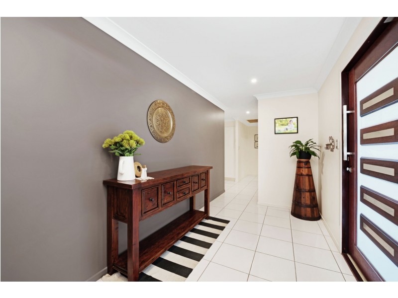 48 Sommariva Street, Westbrook QLD 4350