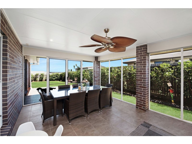 48 Sommariva Street, Westbrook QLD 4350