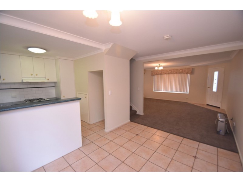 4/7 Hawthorne Street, East Toowoomba QLD 4350