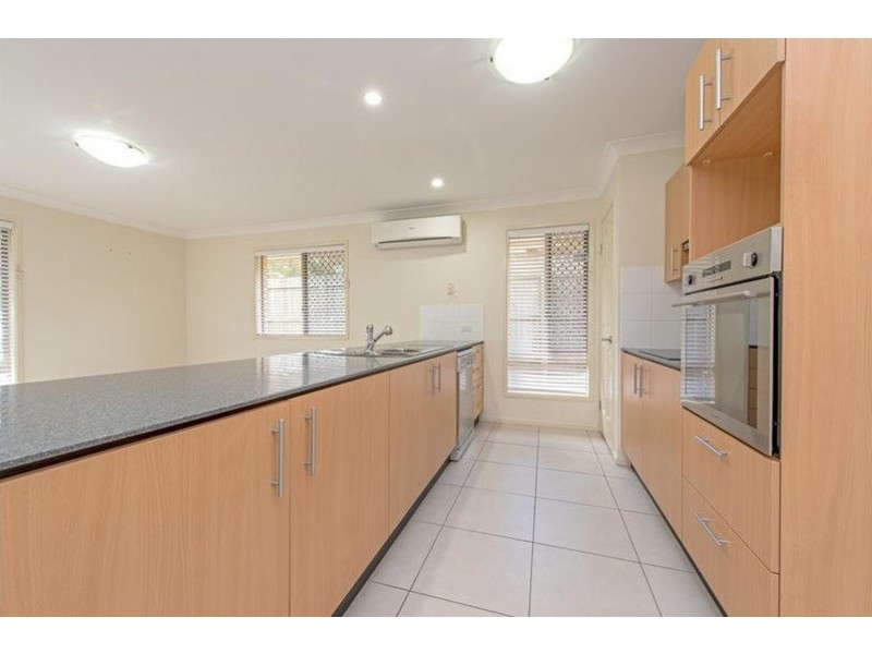 35 Sunset Drive, Glenvale QLD 4350