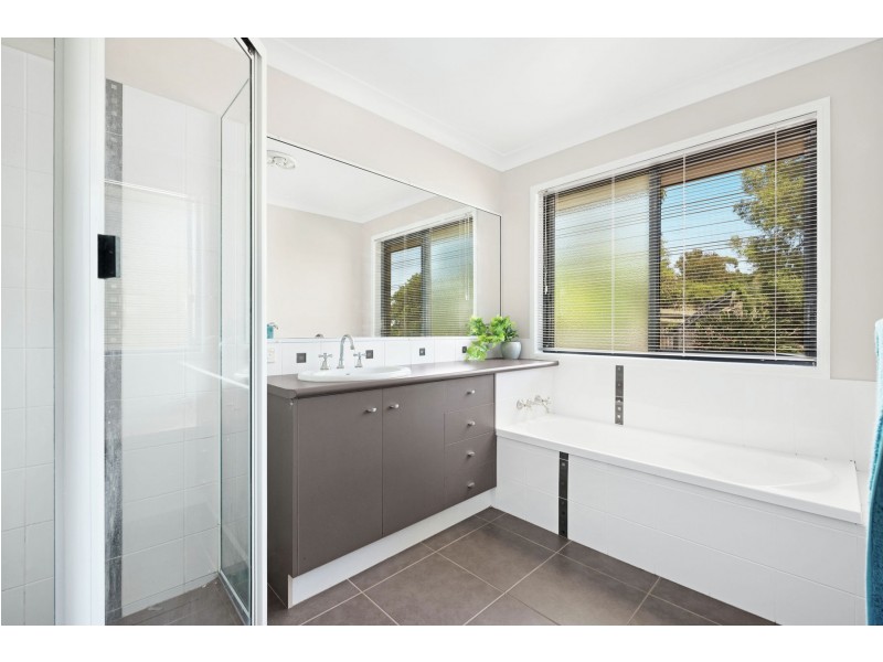 84 Cotswold Hills Drive, Cotswold Hills QLD 4350