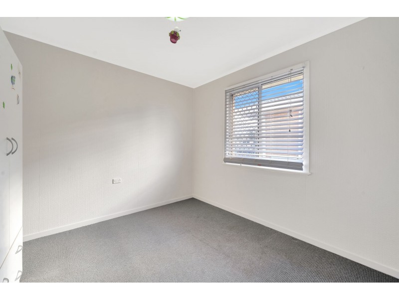 9 Canberra Street, Harristown QLD 4350