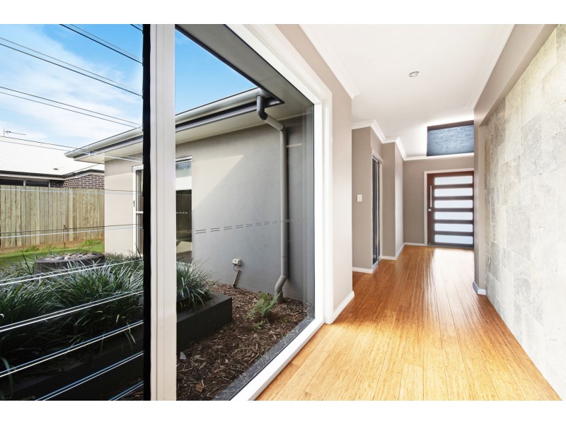 3 McGee Drive, Kearneys Spring QLD 4350